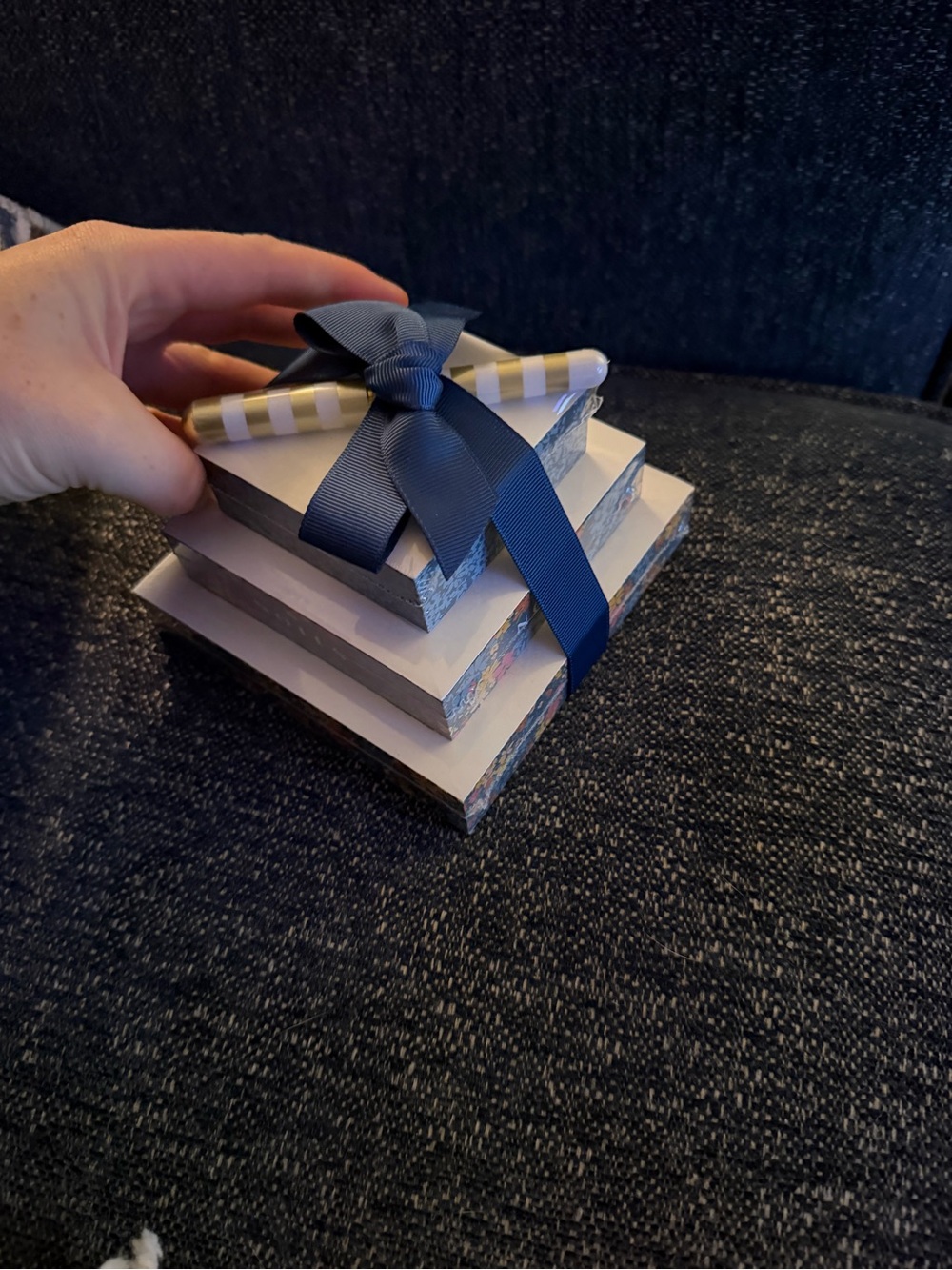 N/A Navy Ribbon Gift Box Set - Picture 2 of 2